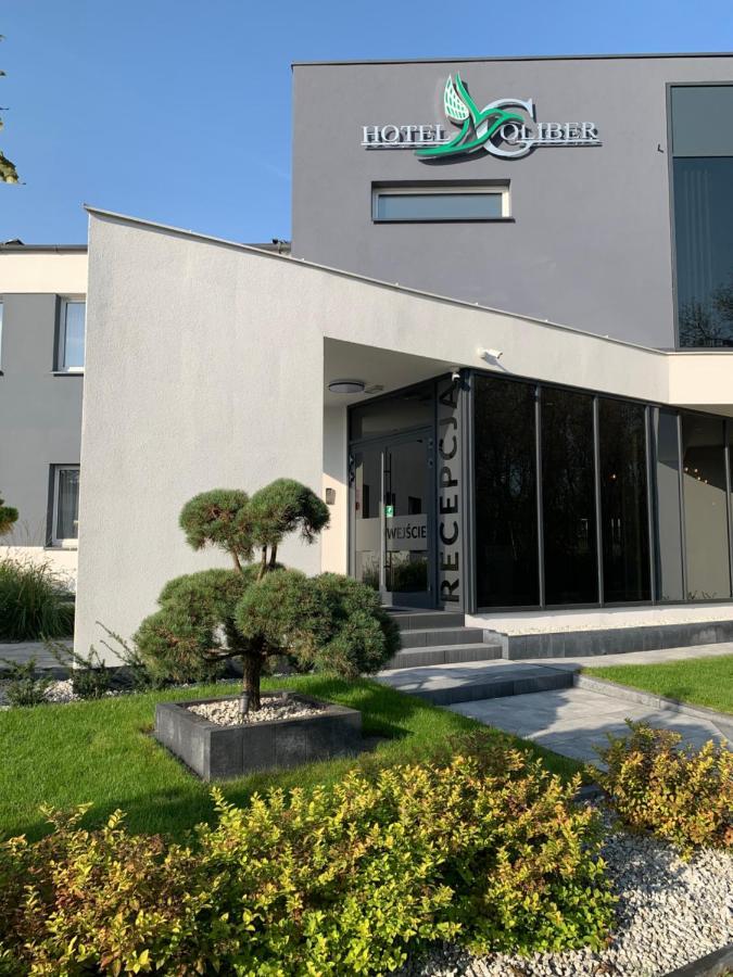 Hotel Coliber Klobuck Eksteriør billede