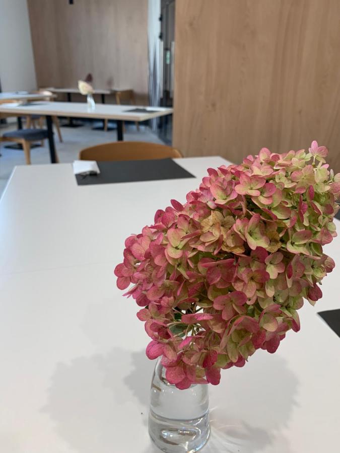 Hotel Coliber Klobuck Eksteriør billede