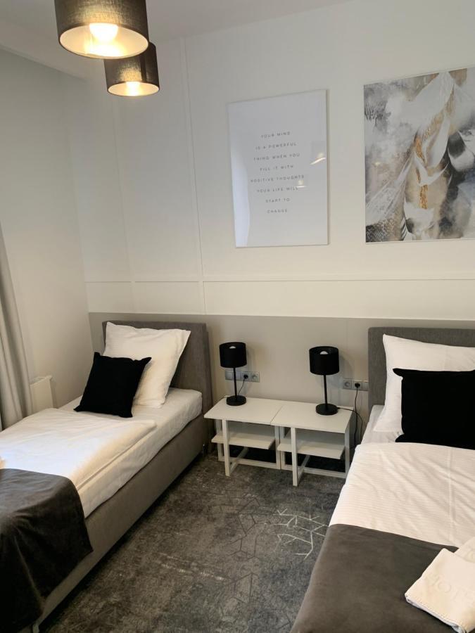 Hotel Coliber Klobuck Eksteriør billede