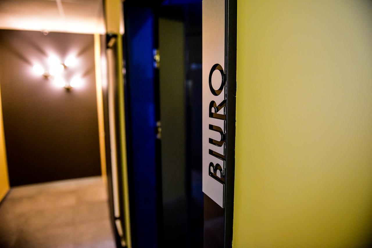 Hotel Coliber Klobuck Eksteriør billede